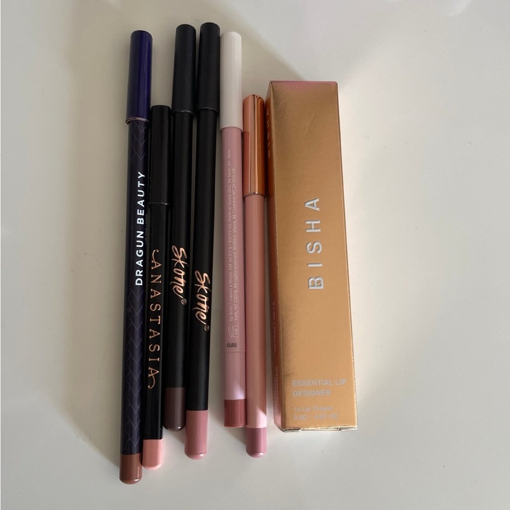 Lip liner bundle